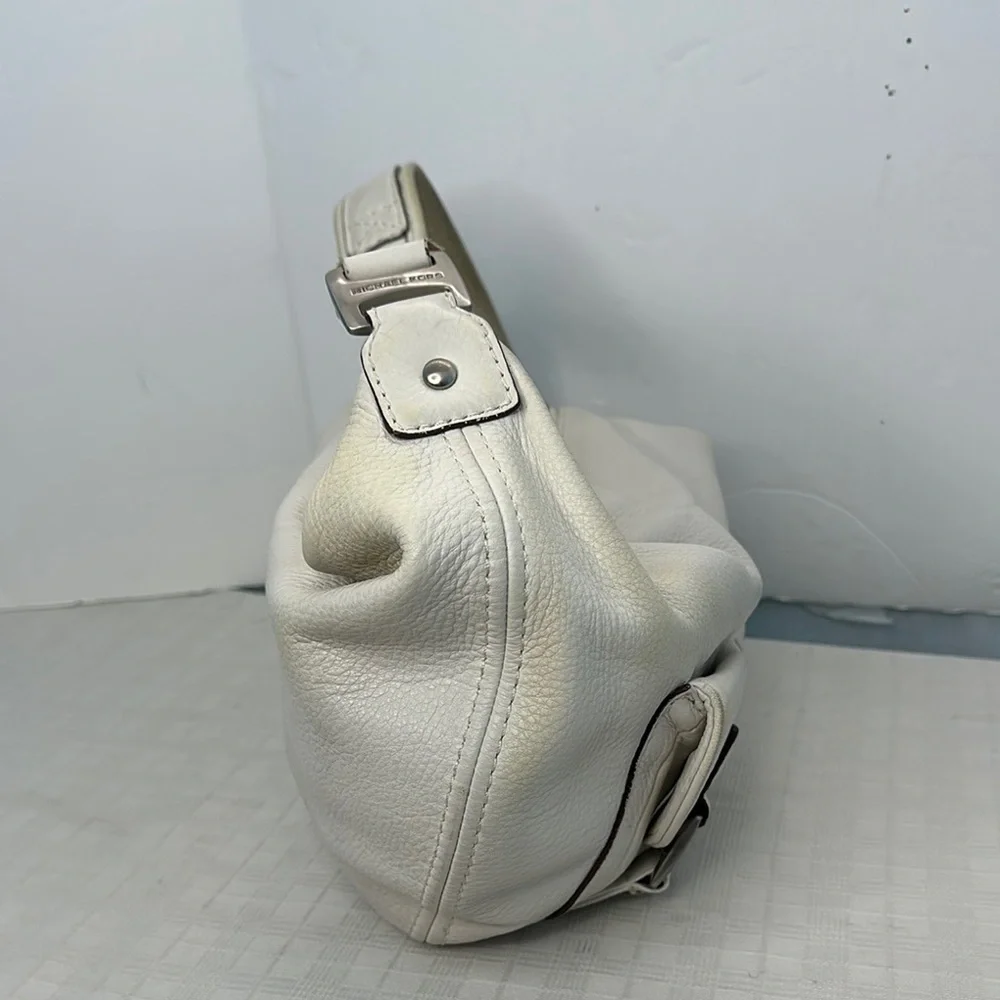 Michael Kors Pebble  Leather Off-White Small crescent hobo Bag